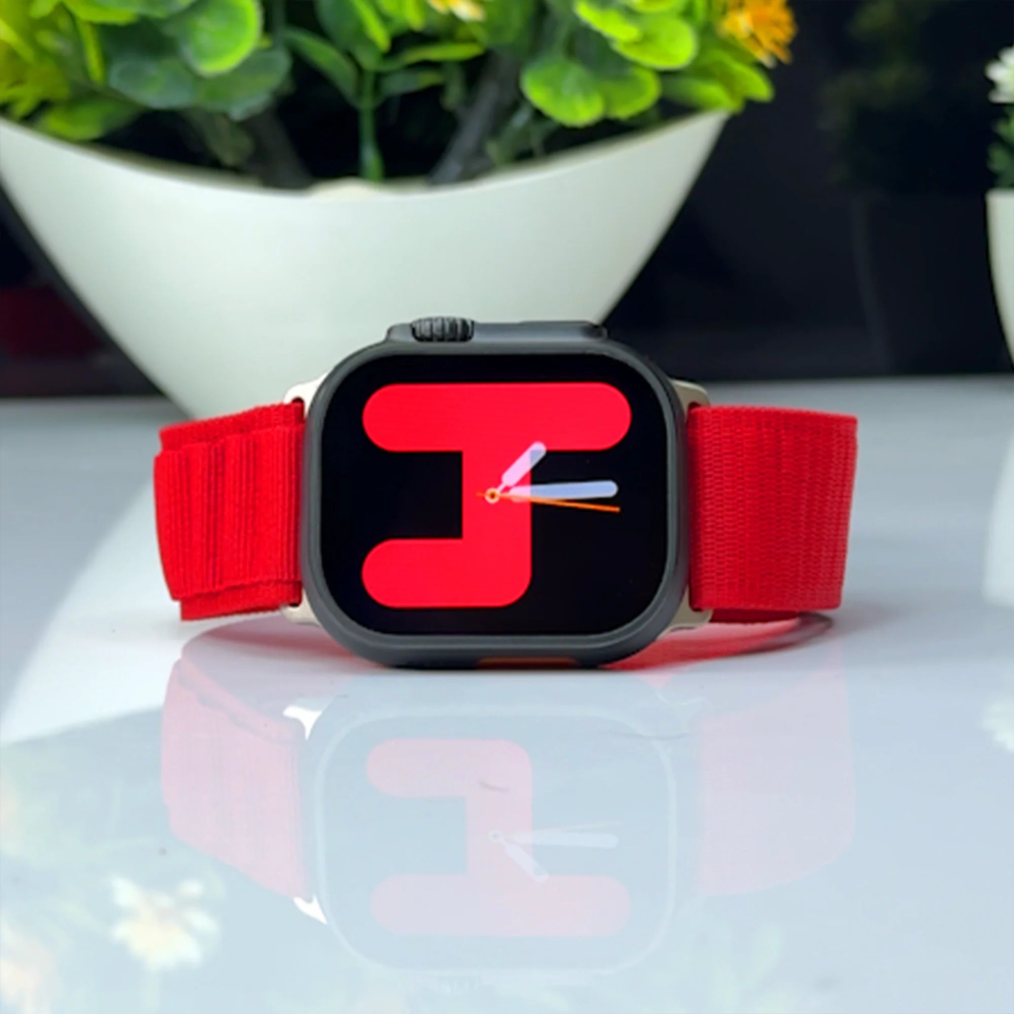 Th Ultra Prime Smartwatch *with 5 Gifts*