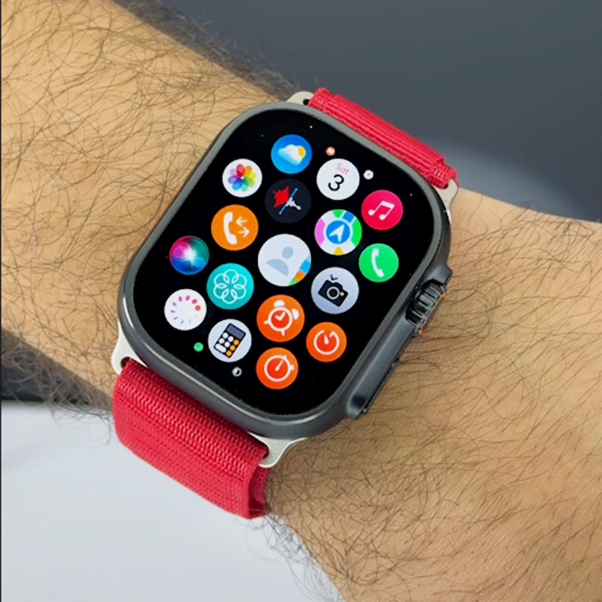 Th Ultra Prime Smartwatch *with 5 Gifts*